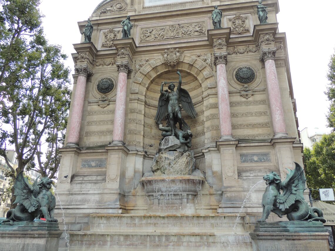 Fontaine Saint-Michel